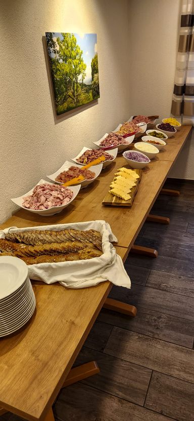 Das Wurstsalatbuffet